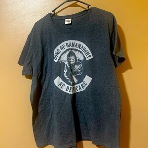 Gildan size 2X Minions Tee